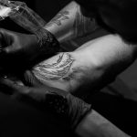 arm-tattoo-hand-tattoo-gun